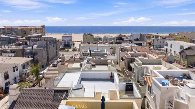 137 Lyndon Street, Hermosa Beach, CA 90254