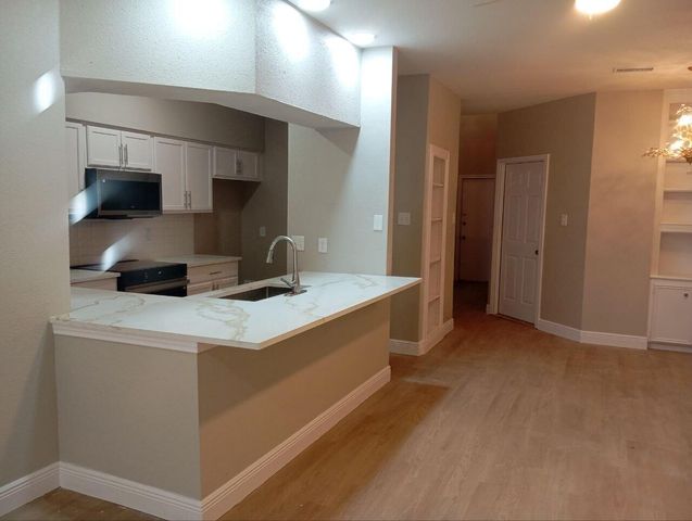 5515 Strack Road 116, Houston, TX 77069