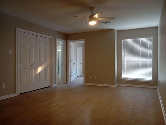 5515 Strack Road 116, Houston, TX 77069