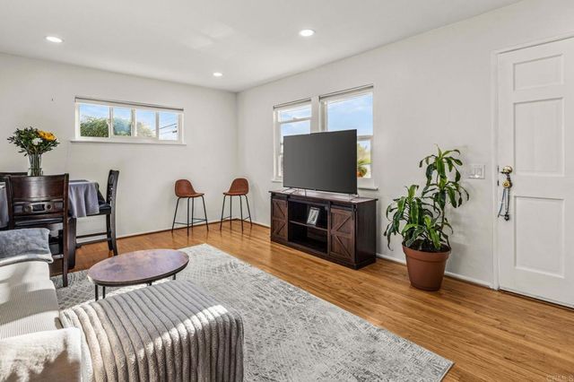 3575 Waco Street, San Diego, CA 92117