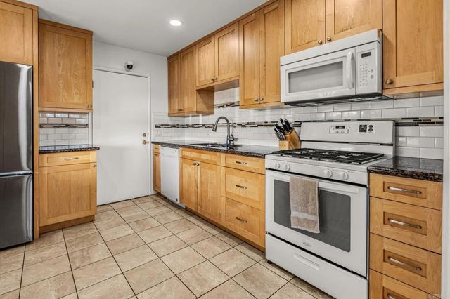 3575 Waco Street, San Diego, CA 92117