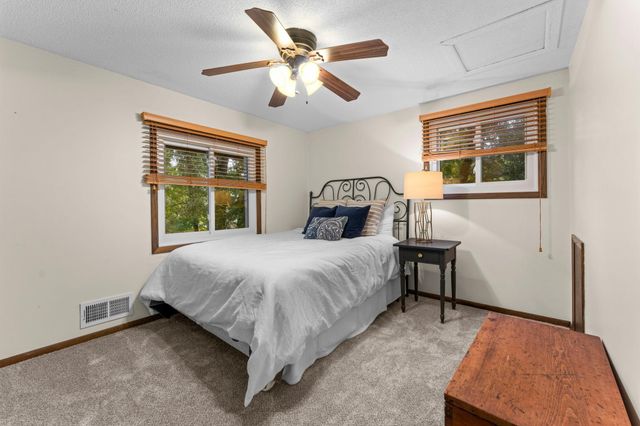 6453 134th Street W, Apple Valley, MN 55124