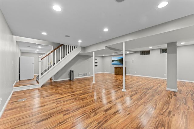 6453 134th Street W, Apple Valley, MN 55124