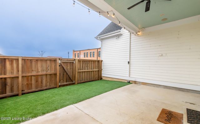 9413 Civic Way, Prospect, KY 40059