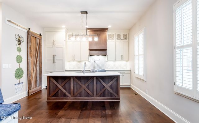 9413 Civic Way, Prospect, KY 40059