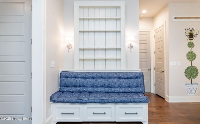 9413 Civic Way, Prospect, KY 40059