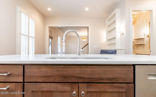 9413 Civic Way, Prospect, KY 40059