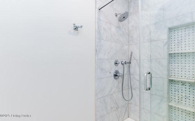 9413 Civic Way, Prospect, KY 40059