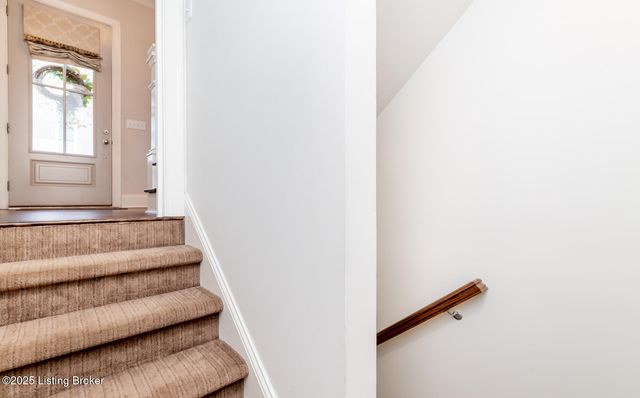 9413 Civic Way, Prospect, KY 40059