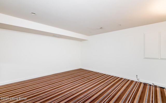 9413 Civic Way, Prospect, KY 40059