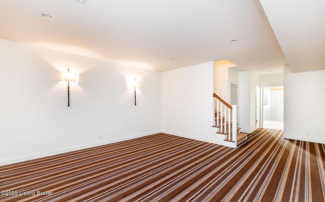 9413 Civic Way, Prospect, KY 40059