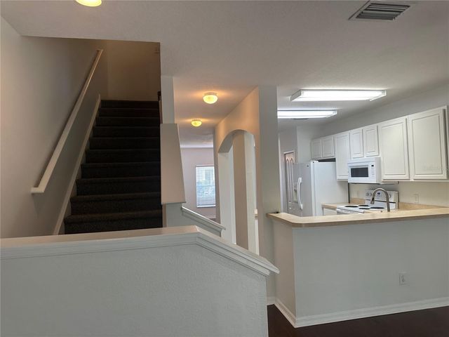 5720 FISHHAWK RIDGE DRIVE, Lithia, FL 33547