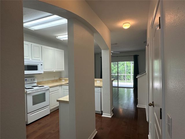5720 FISHHAWK RIDGE DRIVE, Lithia, FL 33547