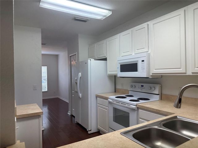 5720 FISHHAWK RIDGE DRIVE, Lithia, FL 33547