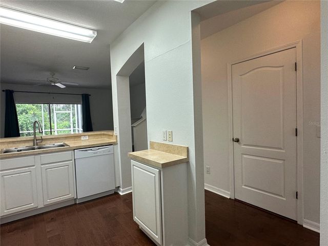 5720 FISHHAWK RIDGE DRIVE, Lithia, FL 33547