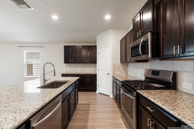 9525 Moon Shine, San Antonio, TX 78254