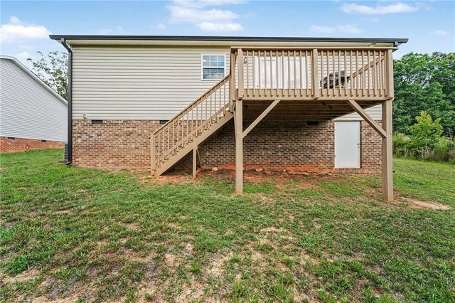897 Breeze Hill Road, Asheboro, NC 27203