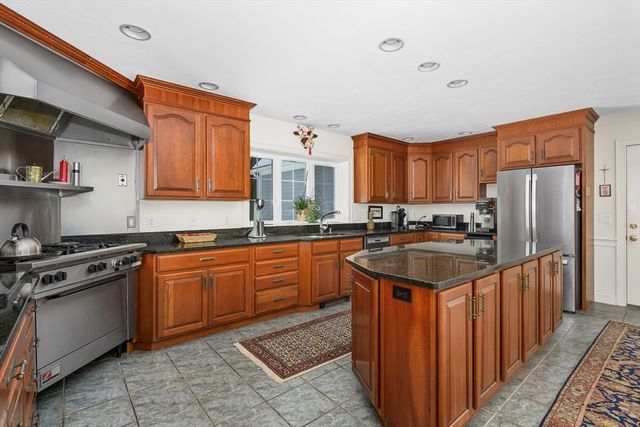174 Little River, Barnstable, MA 02635