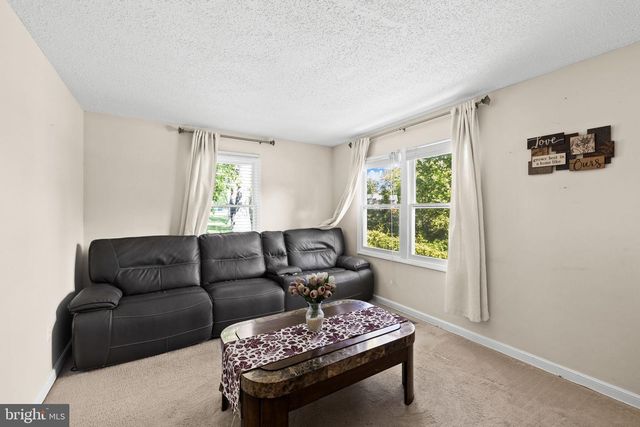 303 VIA DE ROSA DR, Stafford, VA 22556