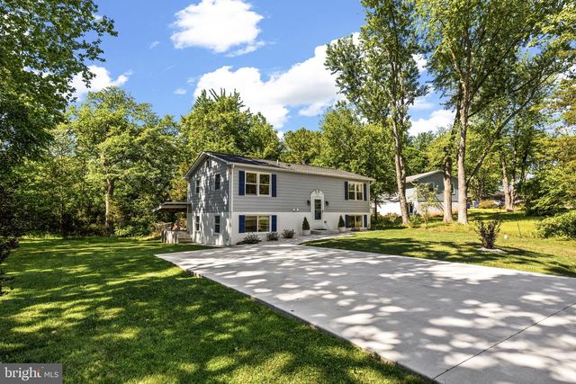 303 VIA DE ROSA DR, Stafford, VA 22556