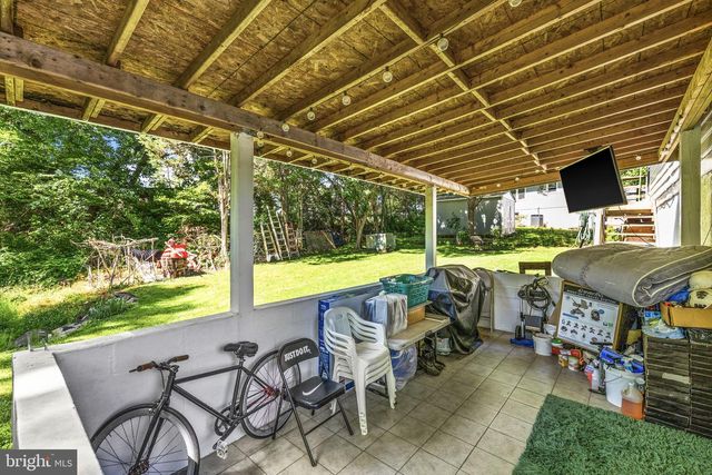 303 VIA DE ROSA DR, Stafford, VA 22556