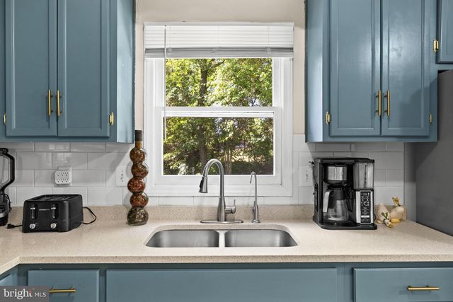 303 VIA DE ROSA DR, Stafford, VA 22556