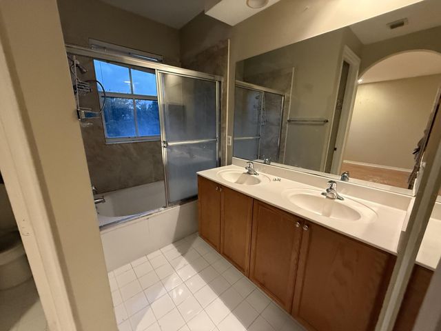 178 Lake Monterey Circle, Boynton Beach, FL 33426