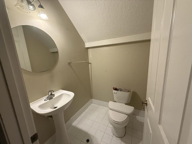 178 Lake Monterey Circle, Boynton Beach, FL 33426