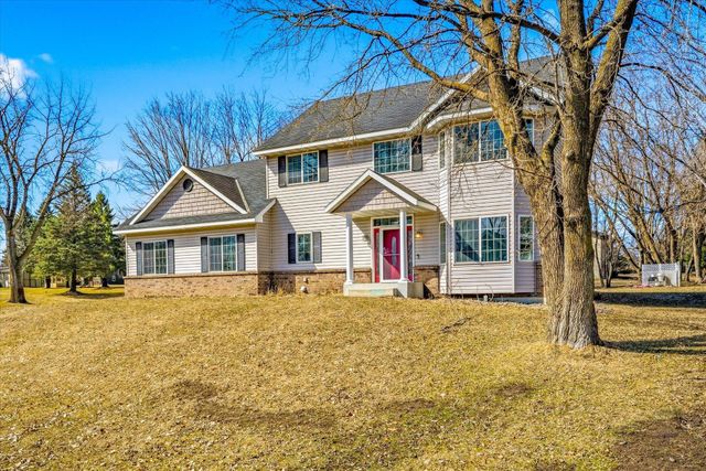 2725 Tranquility Drive, Saint Cloud, MN 56301