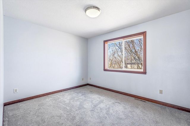 2725 Tranquility Drive, Saint Cloud, MN 56301