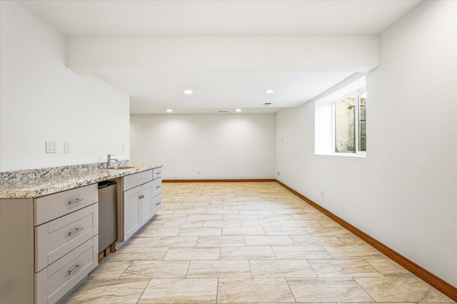 2725 Tranquility Drive, Saint Cloud, MN 56301