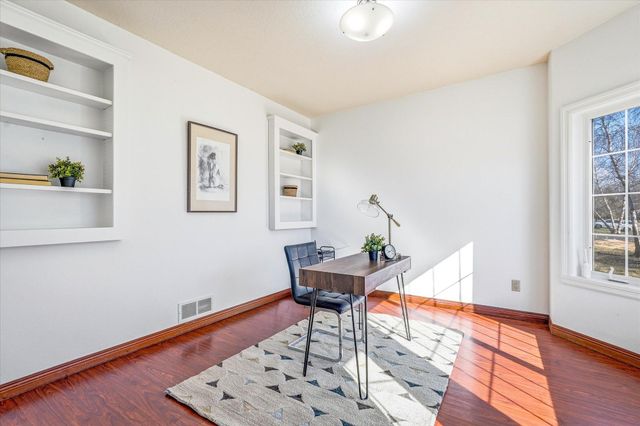 2725 Tranquility Drive, Saint Cloud, MN 56301