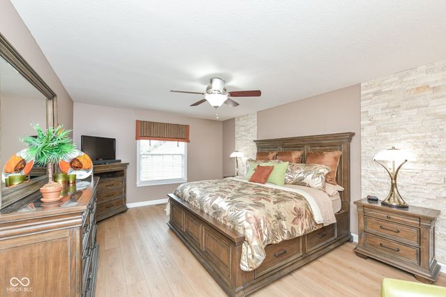 4980 W Cedar Creek Place, New Palestine, IN 46163