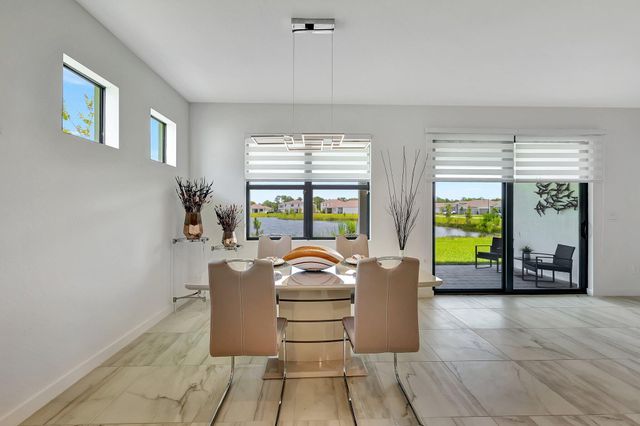 5795 SE Sky Blue Circle, Stuart, FL 34997