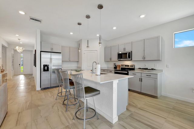 5795 SE Sky Blue Circle, Stuart, FL 34997