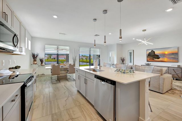5795 SE Sky Blue Circle, Stuart, FL 34997