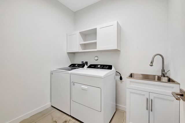 5795 SE Sky Blue Circle, Stuart, FL 34997