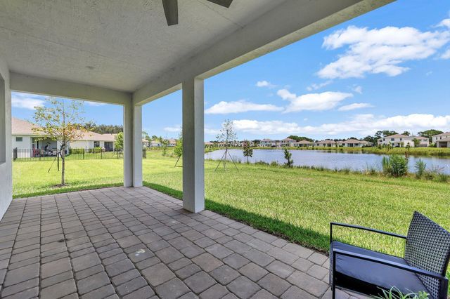 5795 SE Sky Blue Circle, Stuart, FL 34997