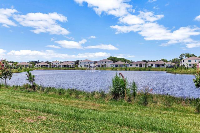 5795 SE Sky Blue Circle, Stuart, FL 34997