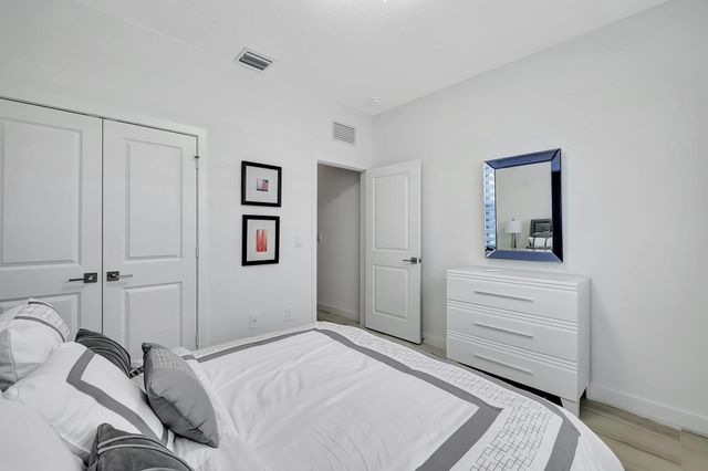 5795 SE Sky Blue Circle, Stuart, FL 34997