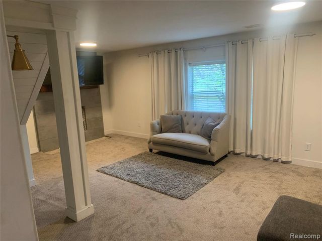 1211 Plymouth Avenue, Grand Rapids, MI 49506