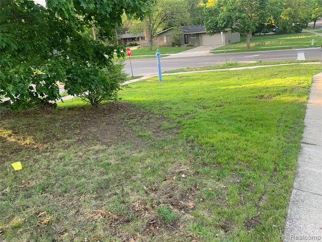 1211 Plymouth Avenue, Grand Rapids, MI 49506