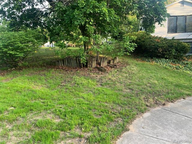 1211 Plymouth Avenue, Grand Rapids, MI 49506