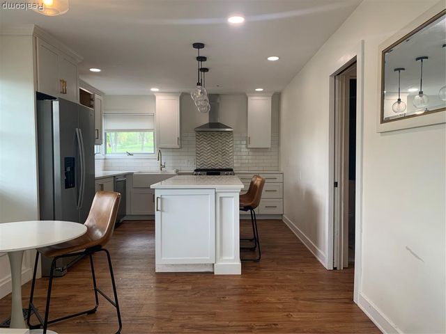 1211 Plymouth Avenue, Grand Rapids, MI 49506