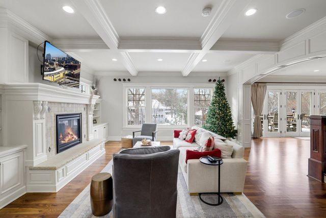 5500 Halifax Lane, Edina, MN 55424