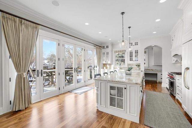 5500 Halifax Lane, Edina, MN 55424