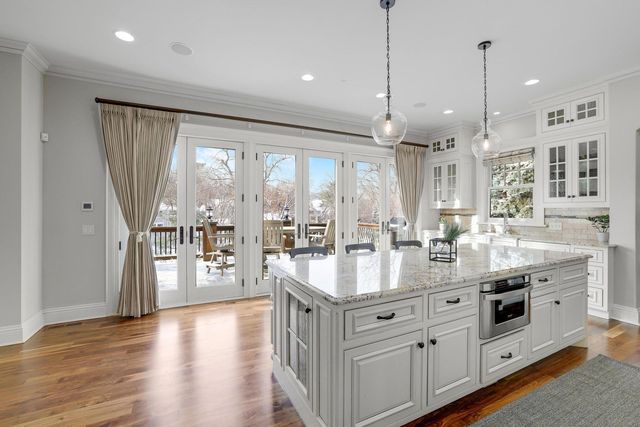 5500 Halifax Lane, Edina, MN 55424