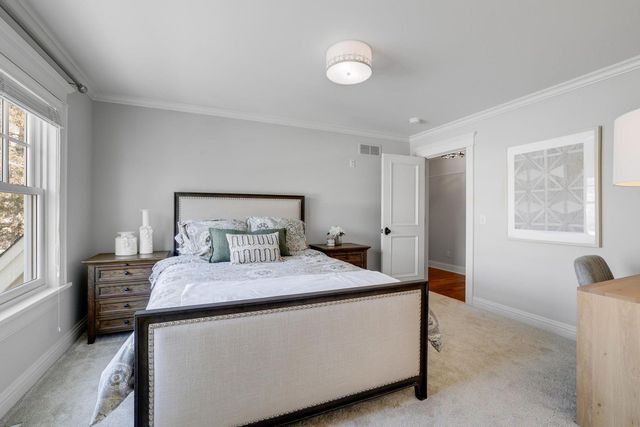 5500 Halifax Lane, Edina, MN 55424