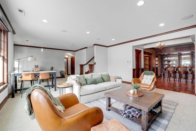 5500 Halifax Lane, Edina, MN 55424