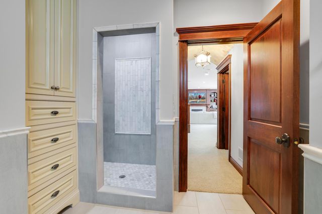 5500 Halifax Lane, Edina, MN 55424